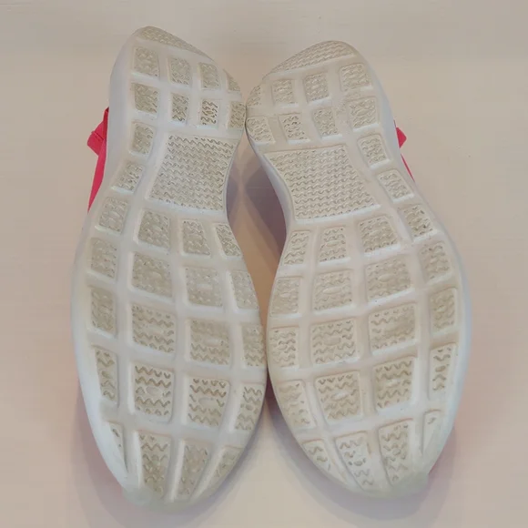 Avia Women's Coral Fabric Escape Lightweight Slip-On Walking Shoe Flats - Picture 9 of 14